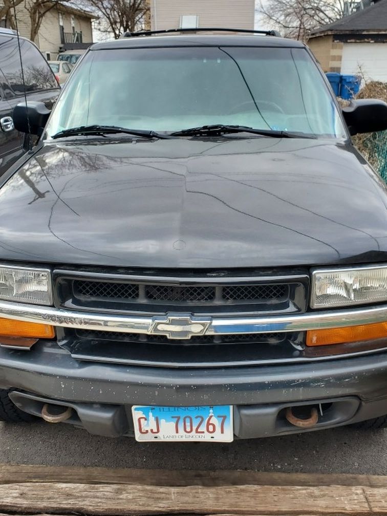 2000 Trailblazers 184 Thousand Miles 4×4. 2 doors