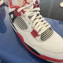 Jordan 4 Fire Red 