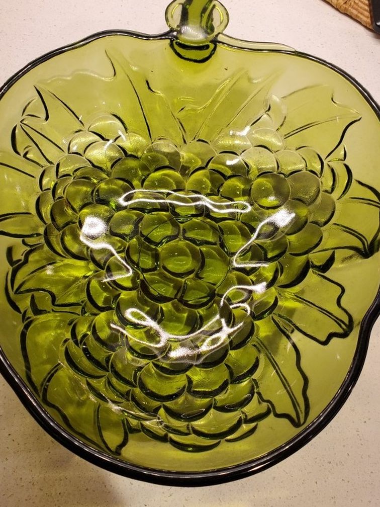 Vintage Indiana Glass Grape Shaped Fruit Bowl