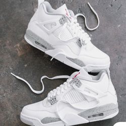 Air Jordan 4s Size 9.5 