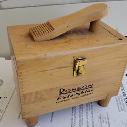 Ronson Shoeshine Box