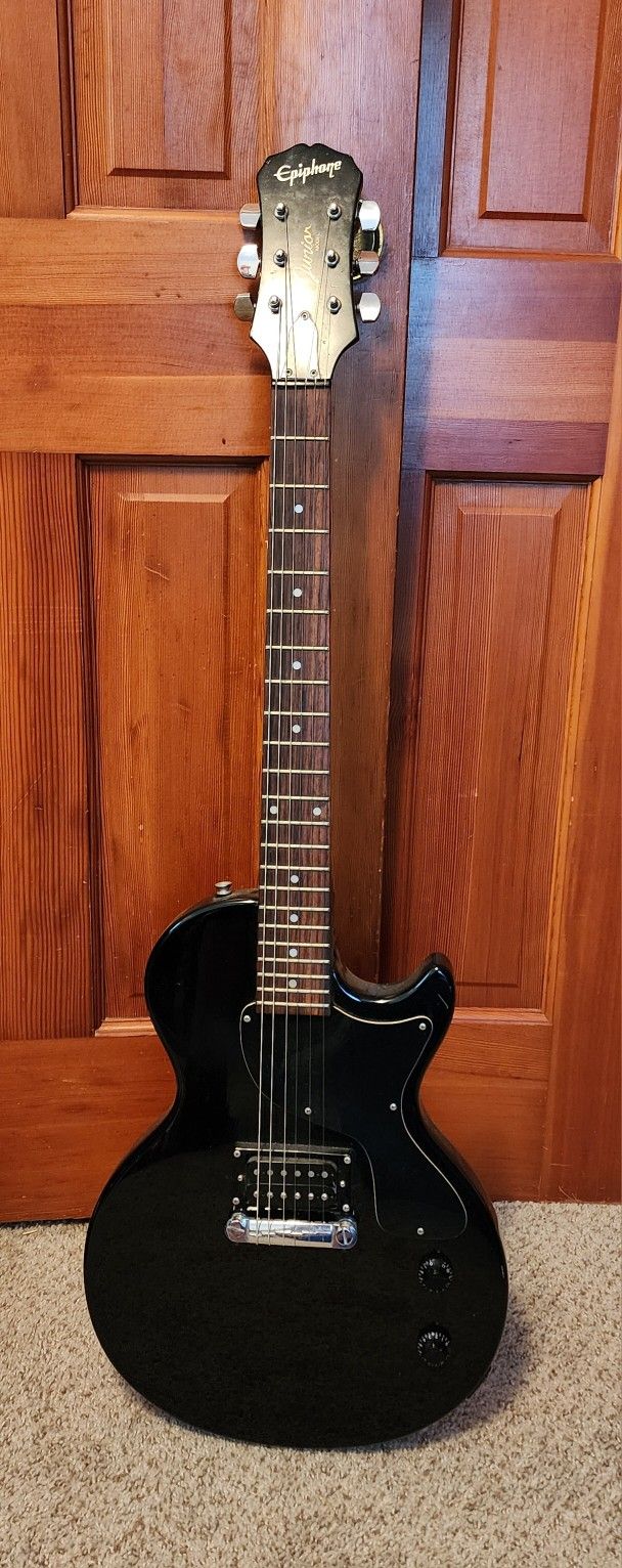 EPIPHONE "JUNIOR" MODEL - BLACK ELECTRIC GUITAR 