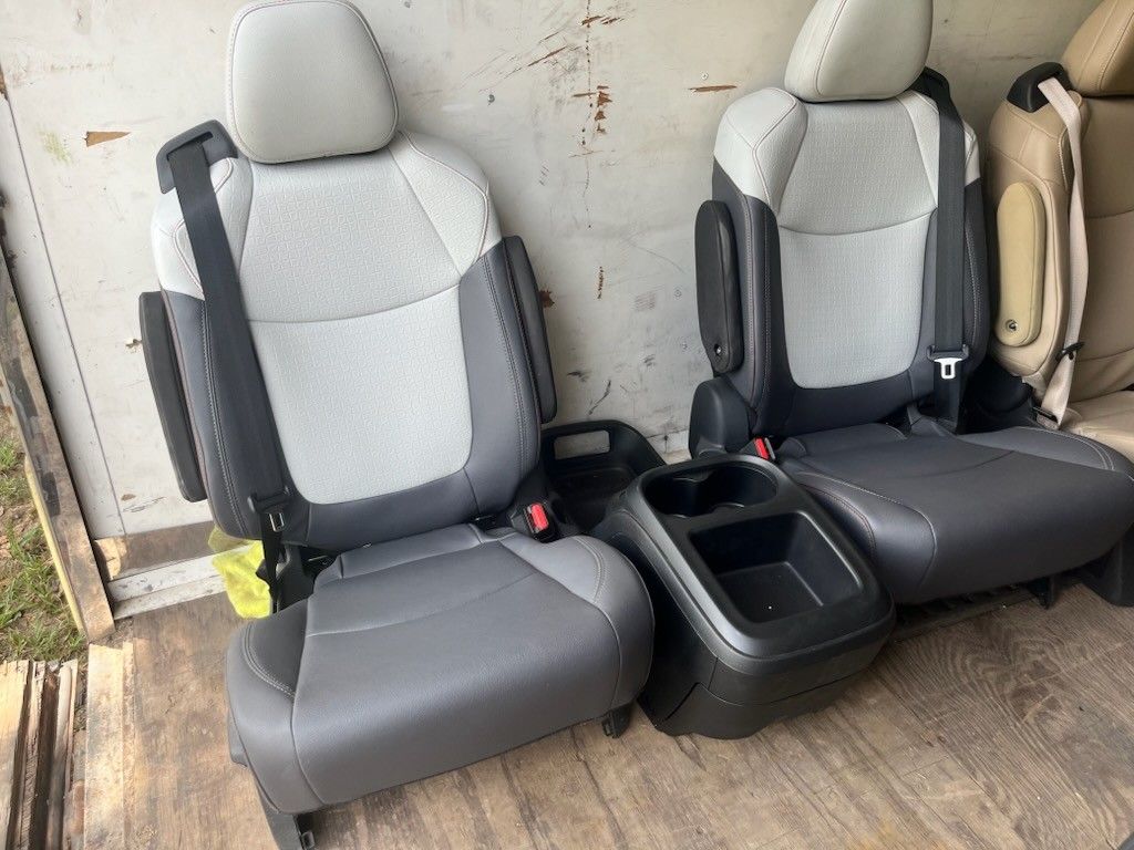 BRAND NEW LEATHER BUCKET SEATS WITH SEATBELTS
