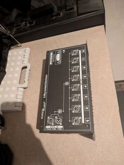 Stellar labs 8 way isolated dmx splitter