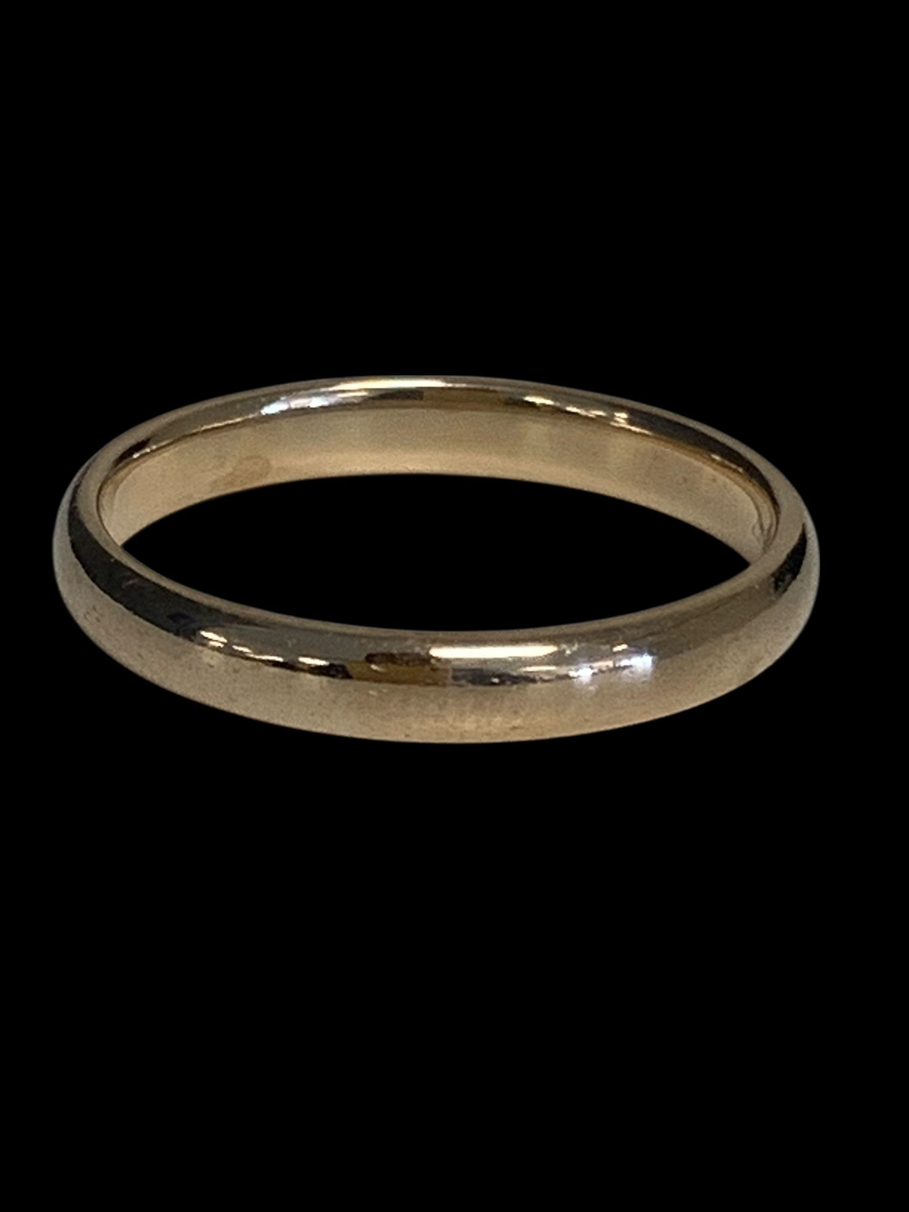 Gold wedding band #31624