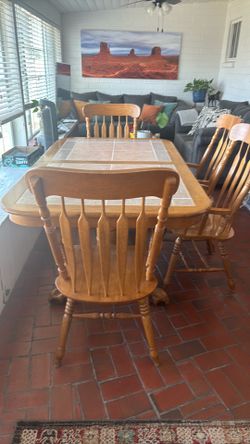 Dining room table