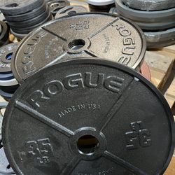 35LB Rogue Fitness USA Olympic Plate Pair 70lbs Total Black E-Coat BRAND NEW