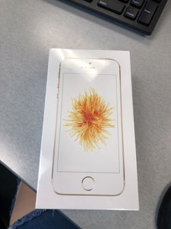 BRAN NEW GOLD IPHONE SE