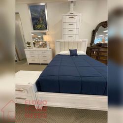 4- Pieces White finish King & Queen Bedset