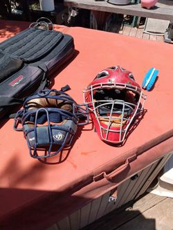 15$ 2 Catchers Mask Adult L
