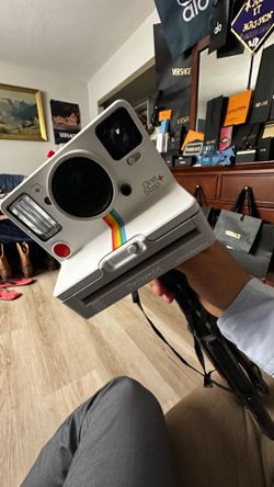 Bluetooth polaroid with tripod