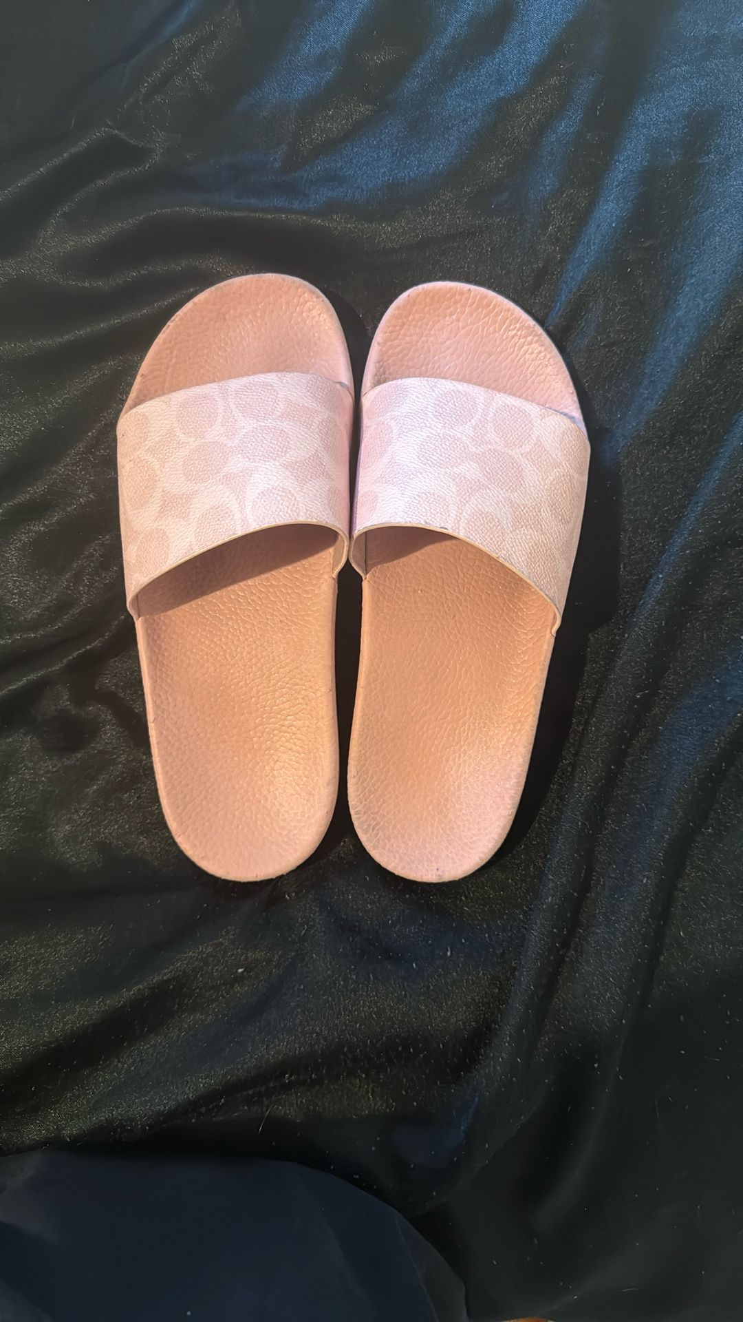 coach slides (PINK) size 7