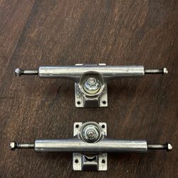 Ace AF1  Skateboard trucks 