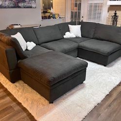 *BRAND NEW* Cloud Sectional (Free Delivery)