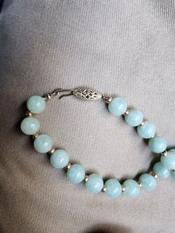 Jade necklace 14k gold vintage