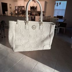 Authentic Versace Purse Can Meet And Verify At Store 