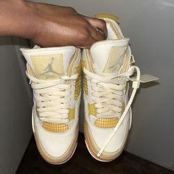Off-White Retro Jordan 4s 