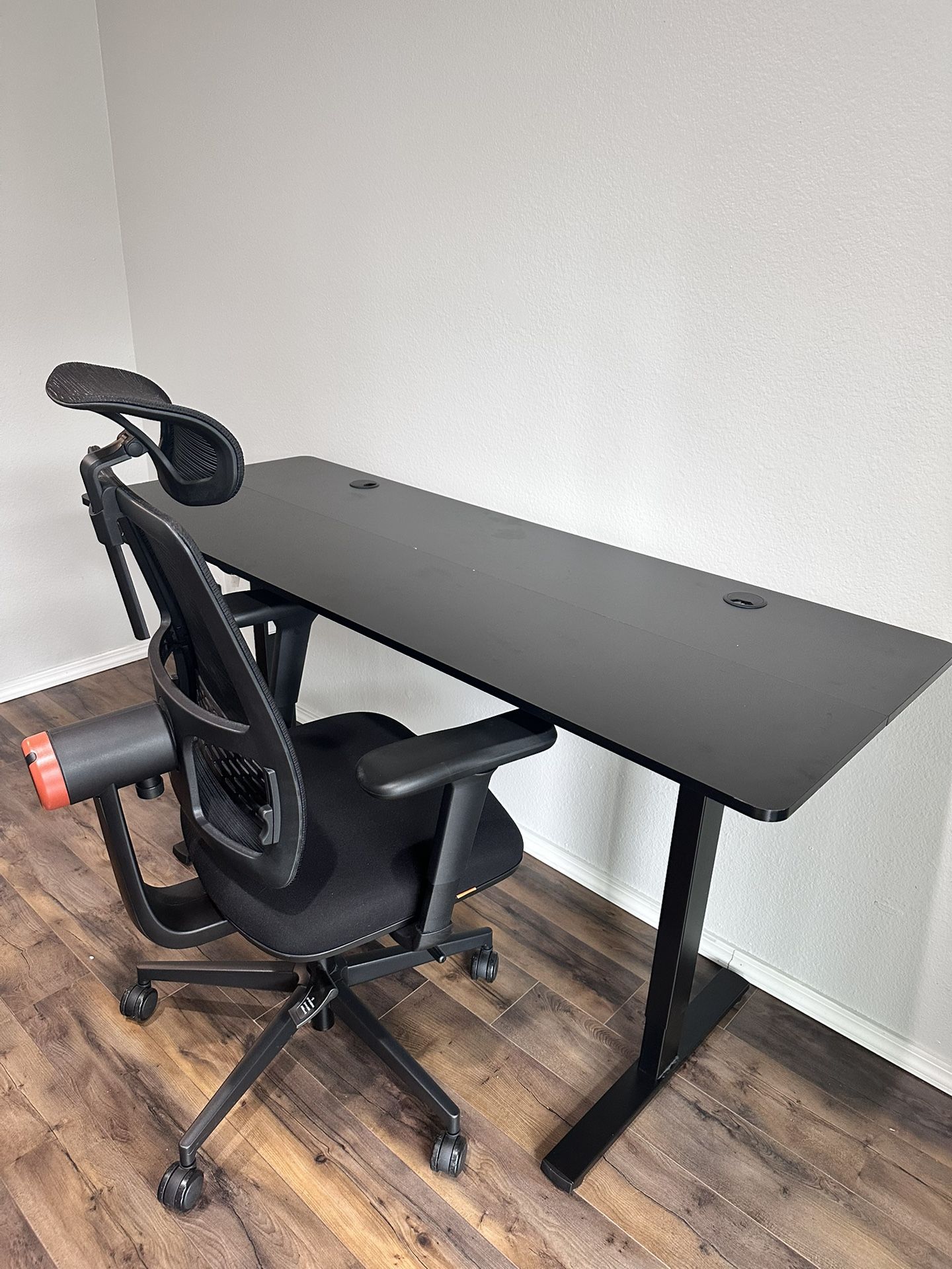 Executive Electric Sit-Stand Desk With  Ergonomic Office Chair 