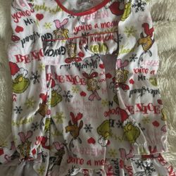 GRINCH NIGHTGOWN 5$