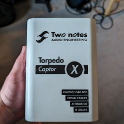 Two Notes Captor X 8-Ohm Reactive Load Box