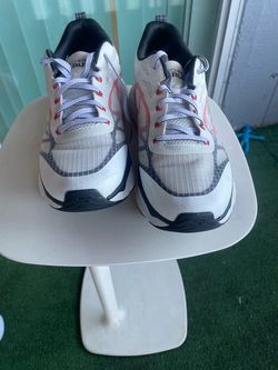 sketcher Max cushion elite .  11