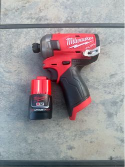 IMPACT SURGE FUEL & BATTERY 2.0 MILWAUKEE M12