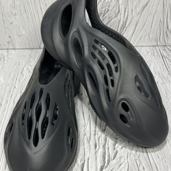 Adidas Yeezy Foam Runner Shoe Onyx HP8739 Kanye West Men’s Size 12 Pre owned