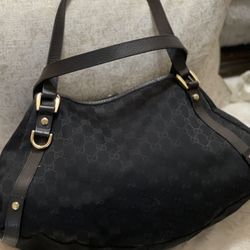 Authentic Gucci Shoulder Purse