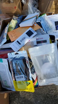 Bundle of cell phone accessories, cases,screen protector, more than 100 pcs