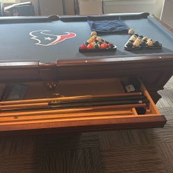 Texans Themed Pool Table +texans Themed Balls