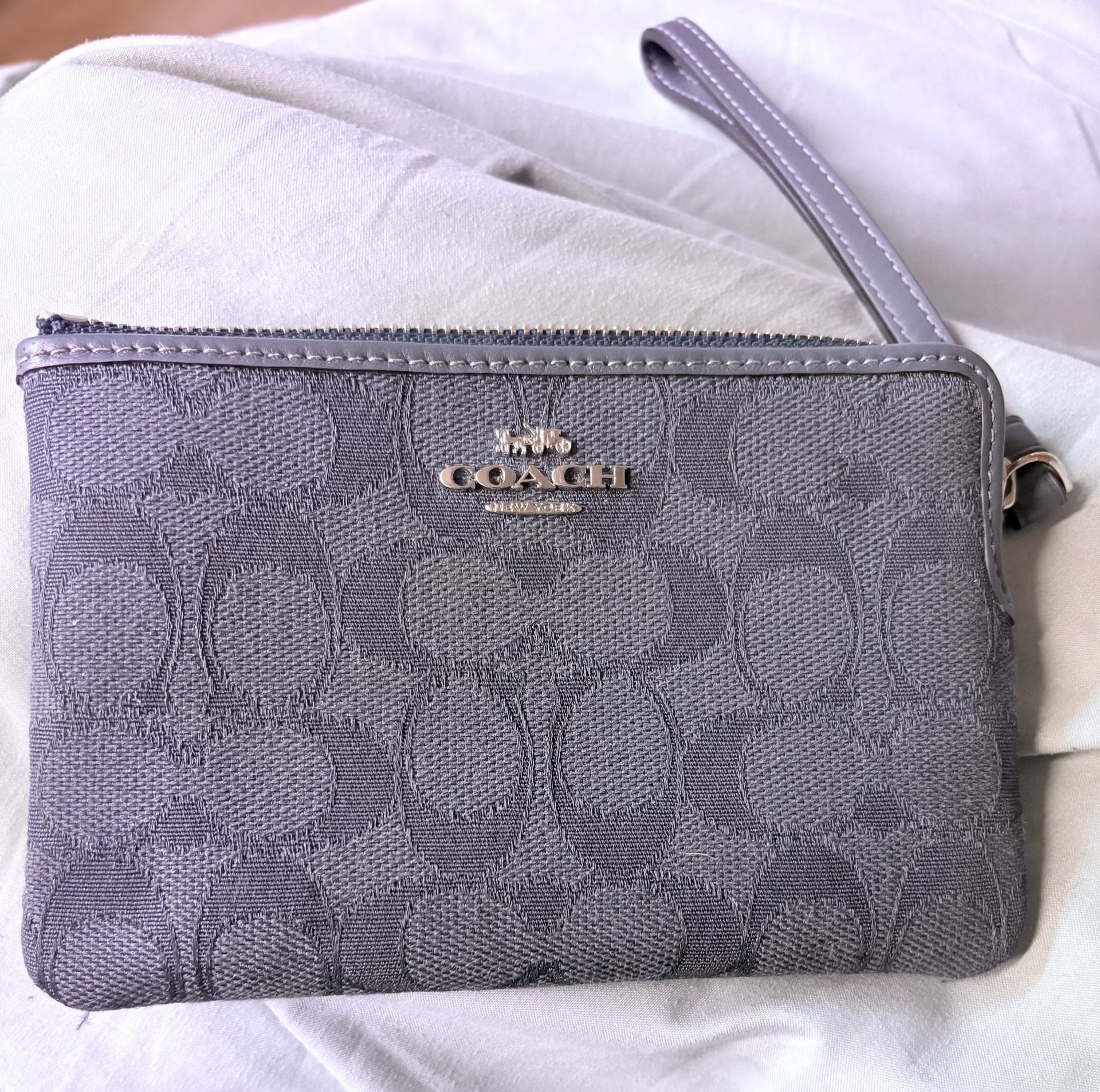 Wallet Wristlet