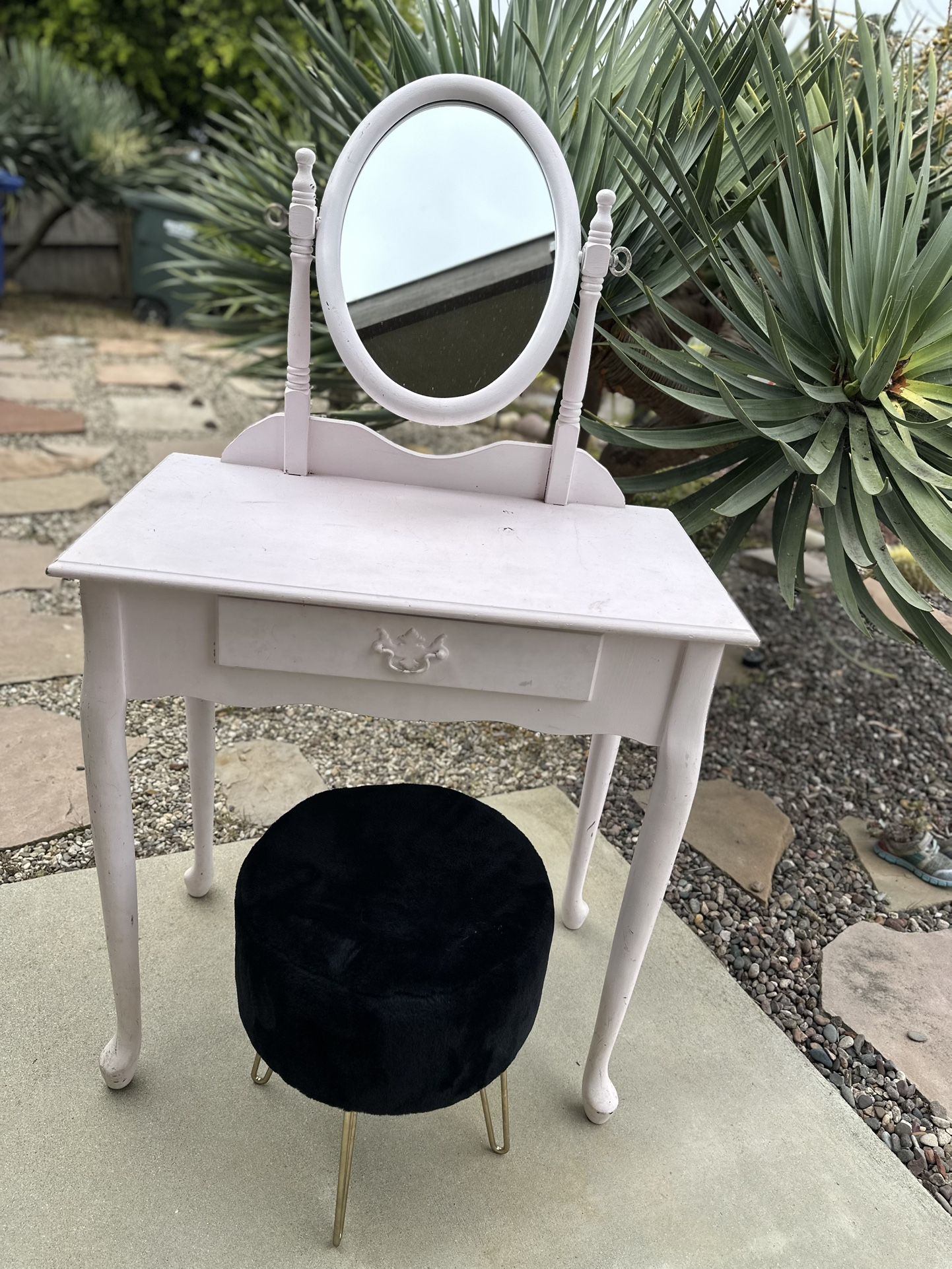 Child Size Vanity With Mirror & Stool