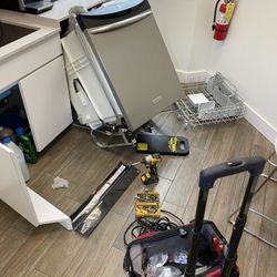 Lavadora Y Secadora Washer And Dryer Dishwasher Refrigerador 