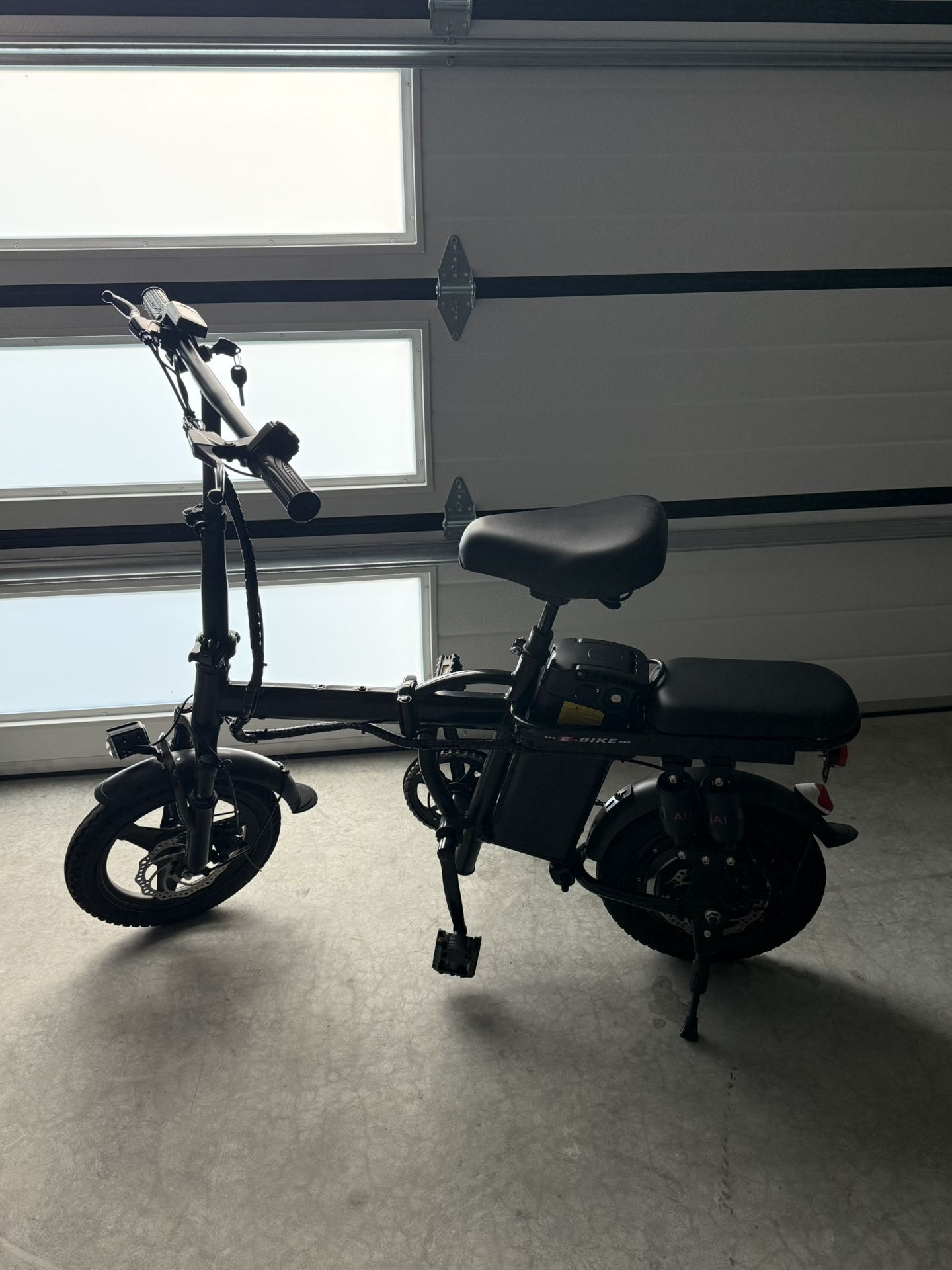 Folding E Bike, 25mph 