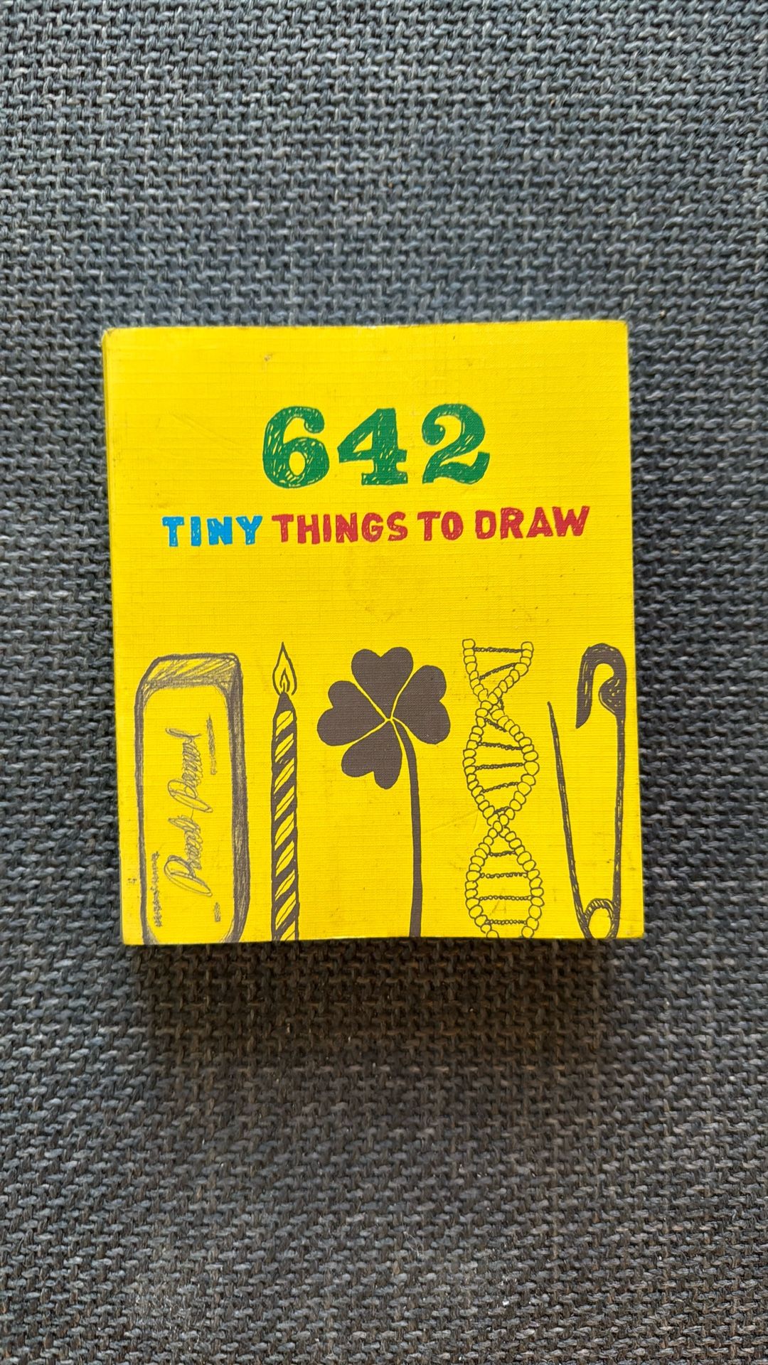 642 tiny things to draw