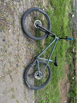 Commencel mountain bike
