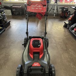 Milwaukee Lawn Mower 