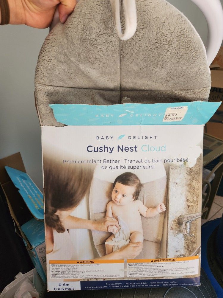 Cushy Nest Cloud Baby Bather