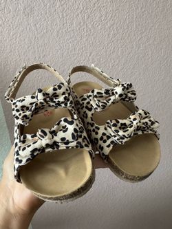 Size 10 little girls leopard sandals /shoes