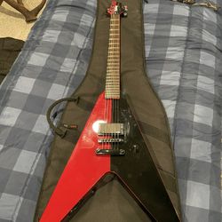 Washburn Flying V