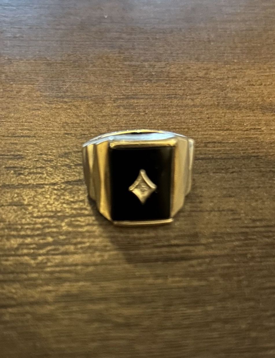 10k Gold Onyx Ring