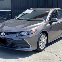 2021 Toyota Camry 