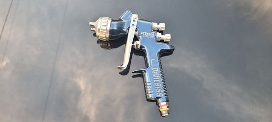Tekna Basecoat paint gun