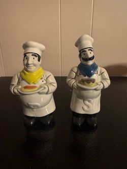 Chef Figurine Salt and Pepper Shakers 5 Inches