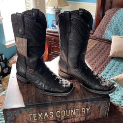 Ostrich Boot 
