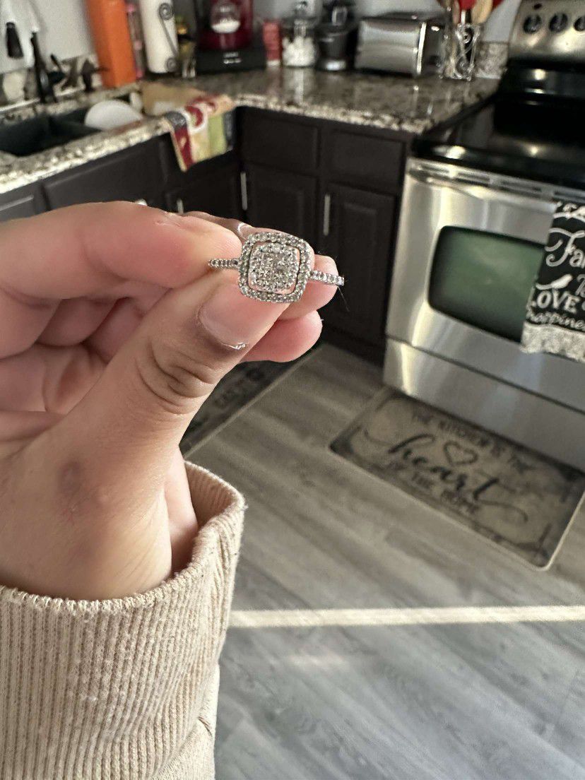 1/4 Carat Diamond Ring With White Gold