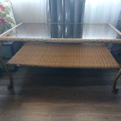 Lovely Ratten Coffee Table