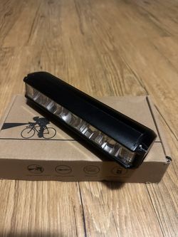 8000mah 3250 Lumens Ultra Bright Rechargeable Light Bikes E-bikes Scooters New