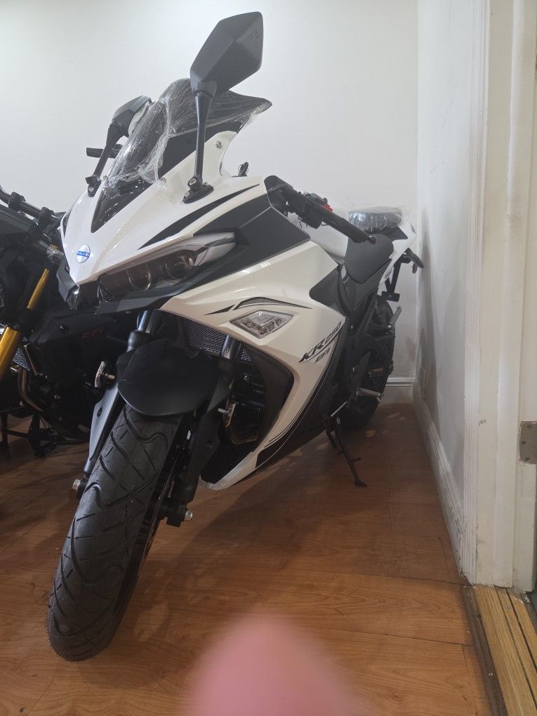 Italica Krypto 250cc