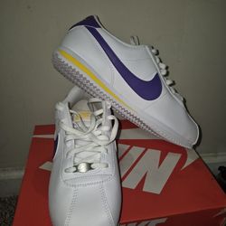 New Sneakers 